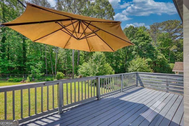 1568 Ridgewood Drive SW, Lilburn, GA 30047