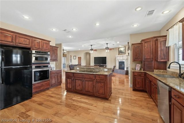 1701 Elm Springs Road, Elm Springs, AR 72762