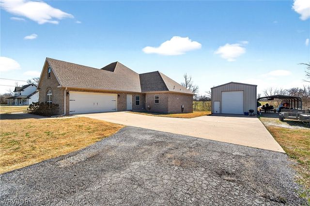 1701 Elm Springs Road, Elm Springs, AR 72762