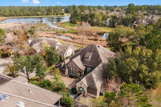 7 Cotillion Court, The Woodlands, TX 77382