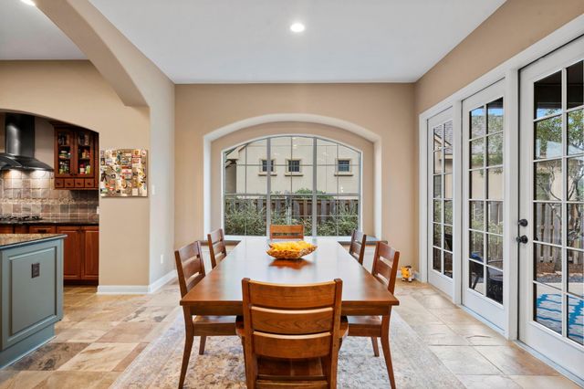 7 Cotillion Court, The Woodlands, TX 77382