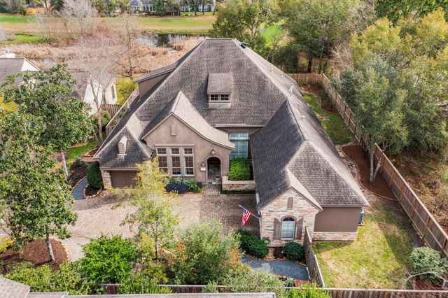 7 Cotillion Court, The Woodlands, TX 77382