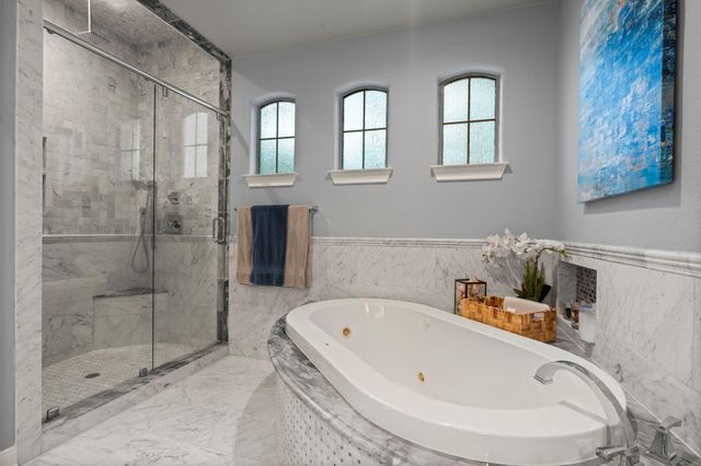 7 Cotillion Court, The Woodlands, TX 77382