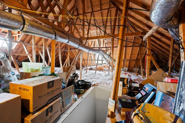 7 Cotillion Court, The Woodlands, TX 77382