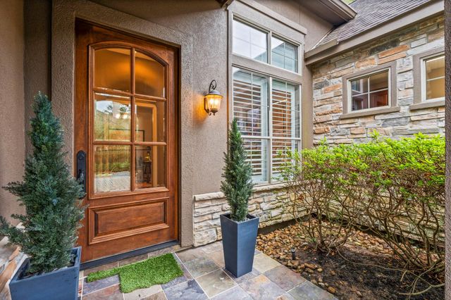 7 Cotillion Court, The Woodlands, TX 77382