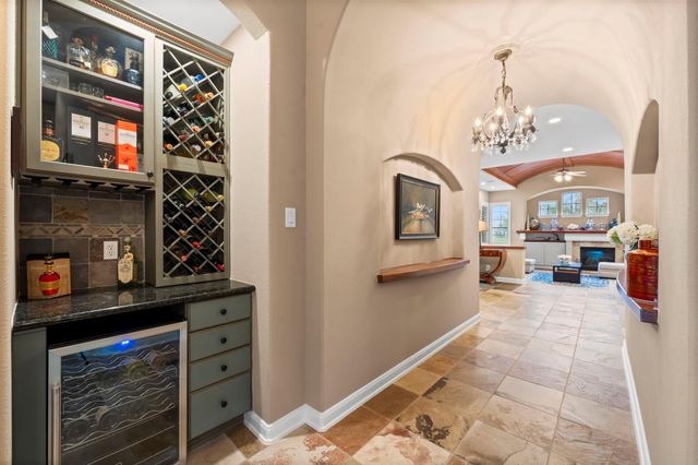 7 Cotillion Court, The Woodlands, TX 77382