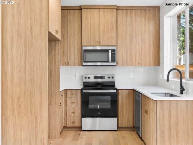 3270 Se 115th Ave, Portland, OR 97266