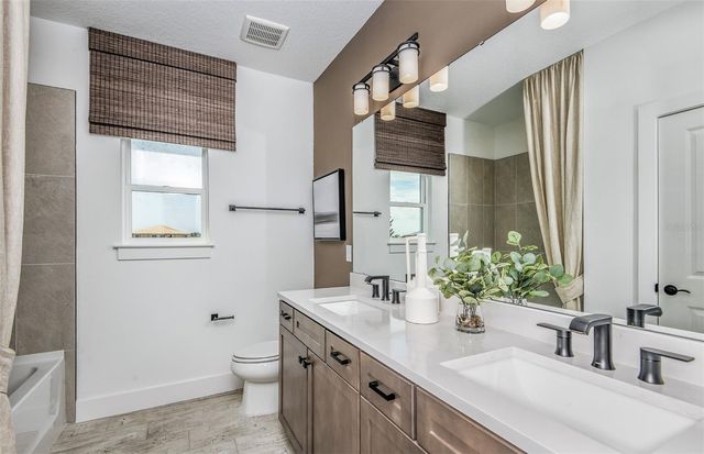 13710 BROOKSIDE HAVEN STREET, Riverview, FL 33578