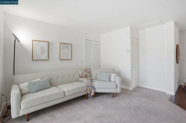 1746 Agadir Ct, Concord, CA 94518