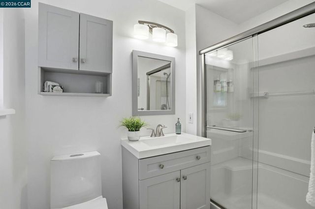1746 Agadir Ct, Concord, CA 94518