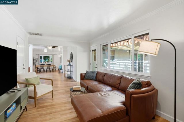 1746 Agadir Ct, Concord, CA 94518