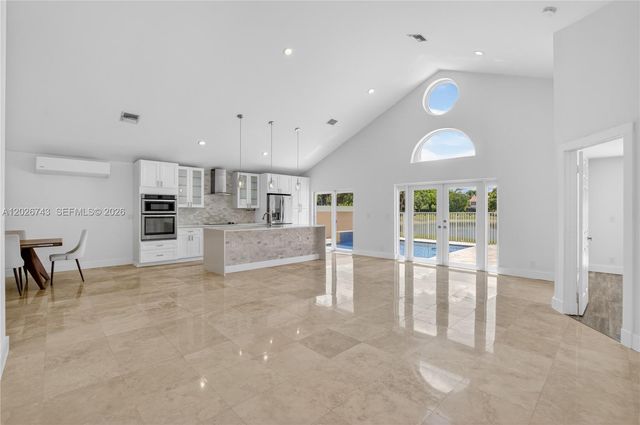 9646 Via Emilie, Boca Raton, FL 33428