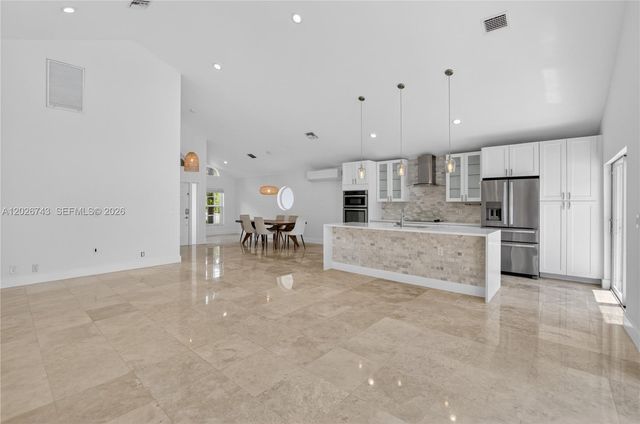 9646 Via Emilie, Boca Raton, FL 33428