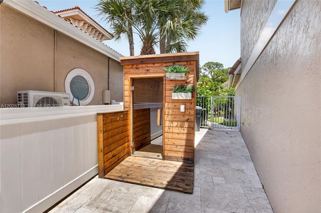 9646 Via Emilie, Boca Raton, FL 33428