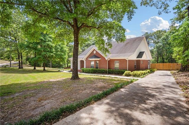 10360 Southern Oaks Drive, Saraland, AL 36571
