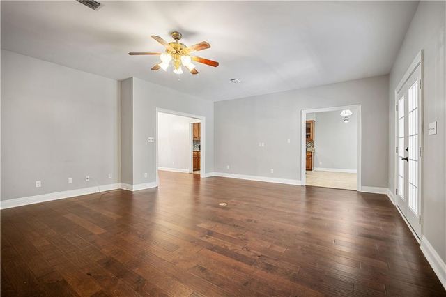 10360 Southern Oaks Drive, Saraland, AL 36571