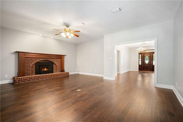 10360 Southern Oaks Drive, Saraland, AL 36571