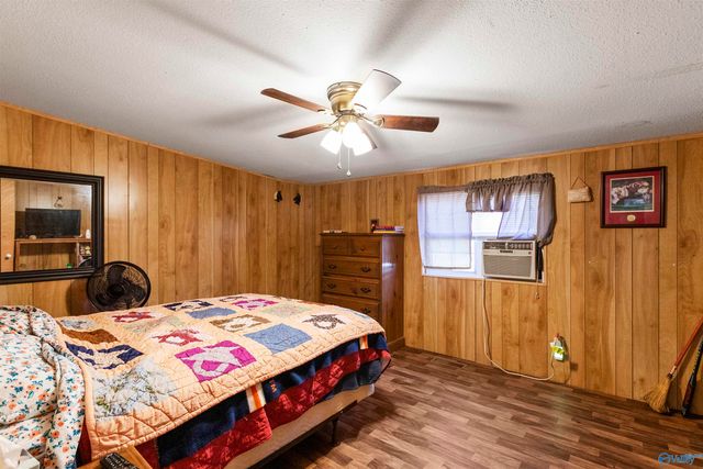 439 County Road 1568, Cullman, AL 35058