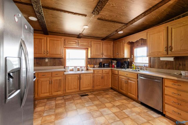 439 County Road 1568, Cullman, AL 35058