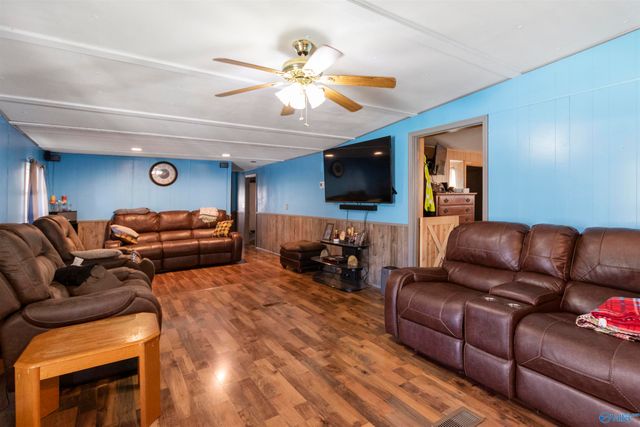 439 County Road 1568, Cullman, AL 35058