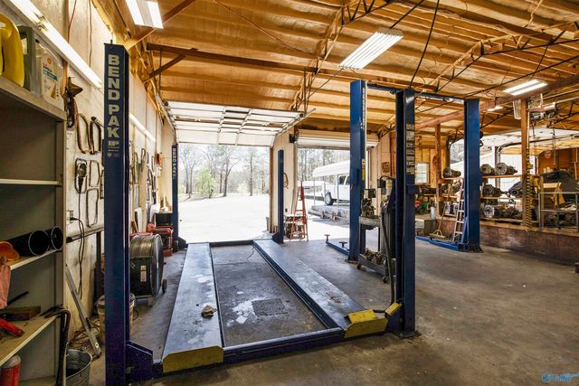 439 County Road 1568, Cullman, AL 35058