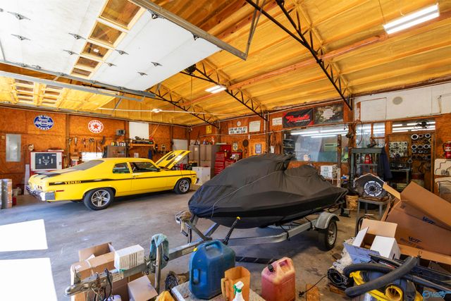 439 County Road 1568, Cullman, AL 35058