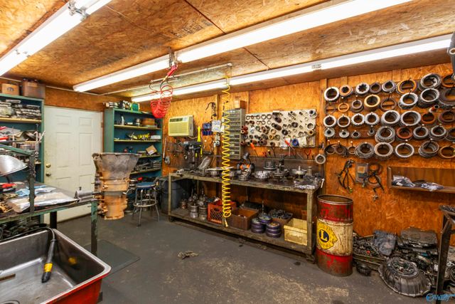 439 County Road 1568, Cullman, AL 35058