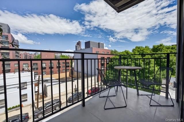 31-65 14th Street 3F, Astoria, NY 11106