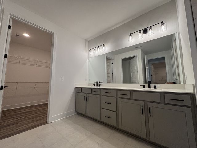 21 Pinnacles Ln, Lebanon, TN 37090