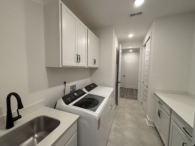 21 Pinnacles Ln, Lebanon, TN 37090