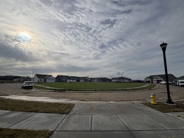 21 Pinnacles Ln, Lebanon, TN 37090