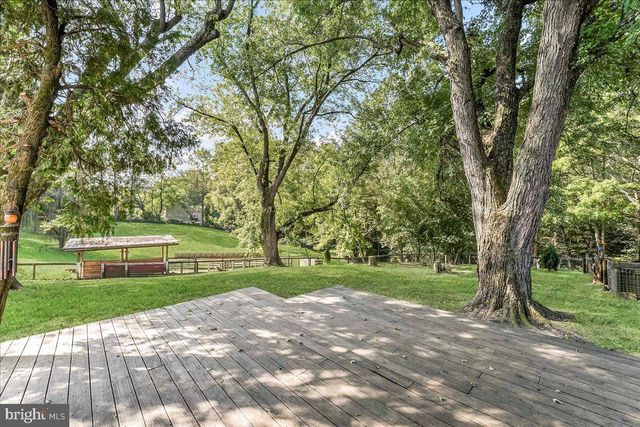 990 CHESTERVILLE RD, Lincoln University, PA 19352