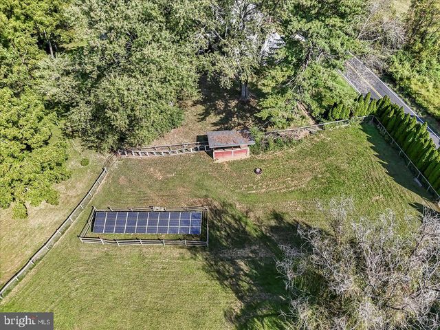 990 CHESTERVILLE RD, Lincoln University, PA 19352