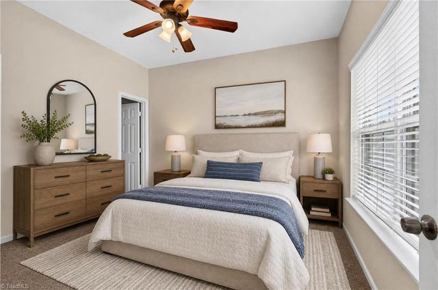 822 Central Park Avenue, Greensboro, NC 27407