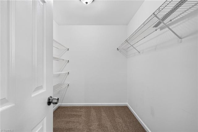 822 Central Park Avenue, Greensboro, NC 27407