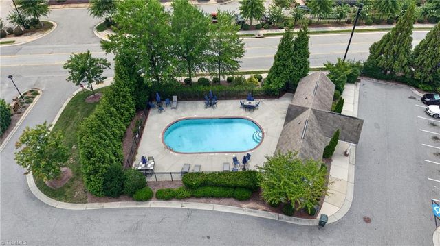 822 Central Park Avenue, Greensboro, NC 27407