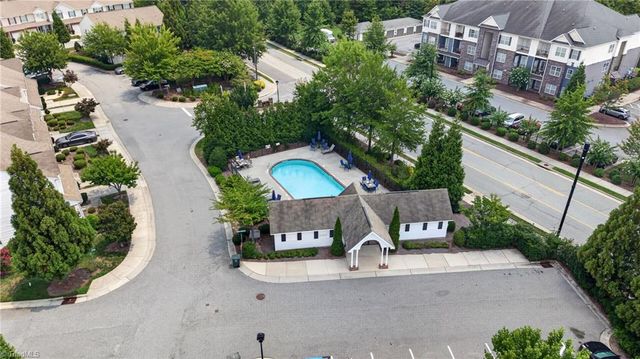 822 Central Park Avenue, Greensboro, NC 27407