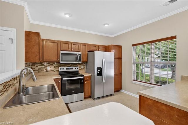 822 Central Park Avenue, Greensboro, NC 27407