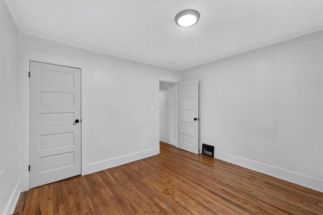 1011 N Osage Street, Independence, MO 64050
