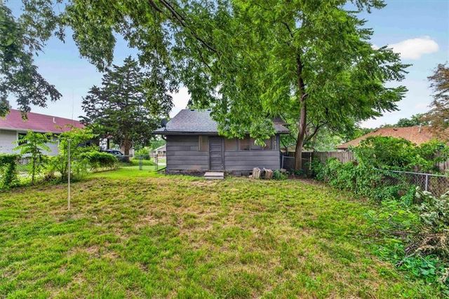 1011 N Osage Street, Independence, MO 64050