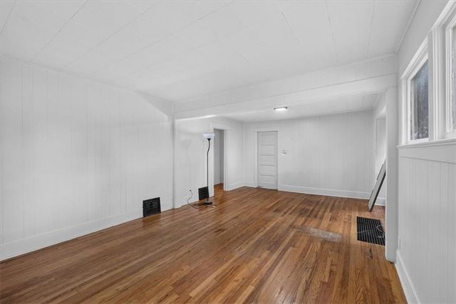 1011 N Osage Street, Independence, MO 64050