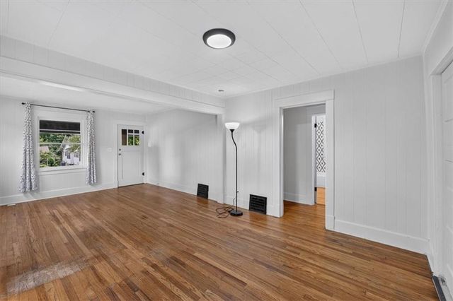 1011 N Osage Street, Independence, MO 64050
