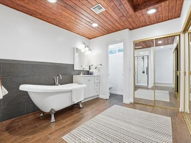 26241 Via Oceano, Mission Viejo, CA 92691