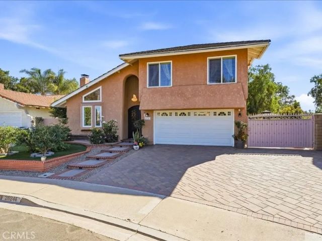 26241 Via Oceano, Mission Viejo, CA 92691