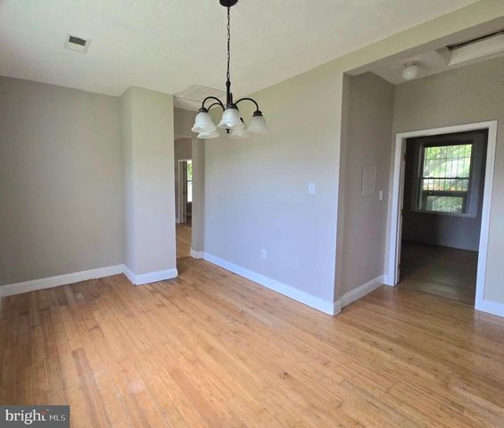 809 EASTERN AVE, Fairmount Heights, MD 20743