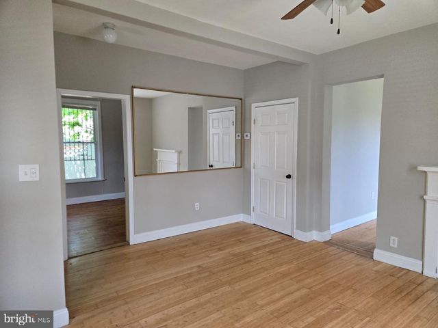 809 EASTERN AVE, Fairmount Heights, MD 20743