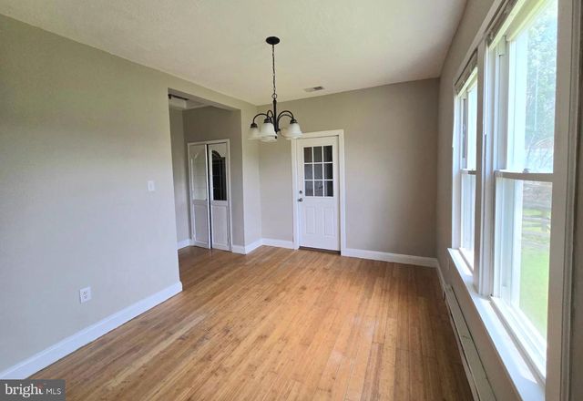 809 EASTERN AVE, Fairmount Heights, MD 20743
