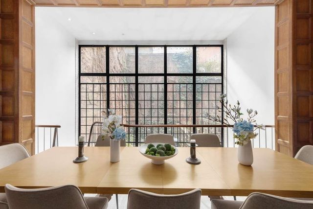 164 E 70th Street, New York City, NY 10021