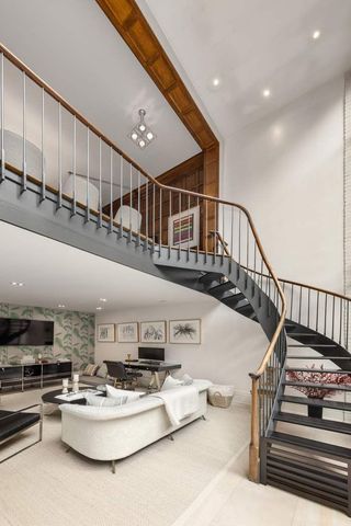 164 E 70th Street, New York City, NY 10021