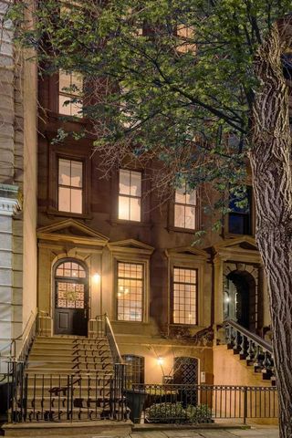 164 E 70th Street, New York City, NY 10021